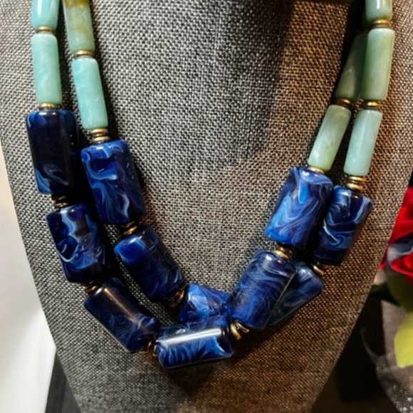 Turquois and Blue Beaded Necklace, Bracelet and Earring Set - Picture 2 of 5